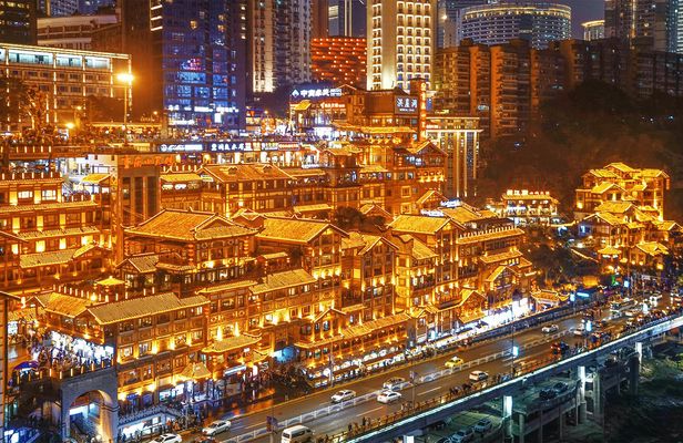 10-hour private tour of Chongqing with a local guide and lunch