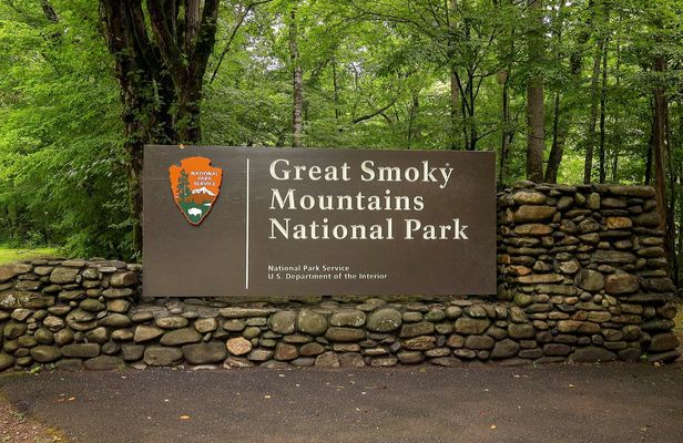 Cades Cove and Great Smoky Self-Guided Bundle Tour