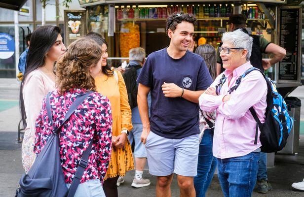 Vienna food, coffee and market guided tour