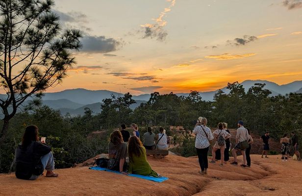Private day tour of Pai's highlights with Pai Canyon by car