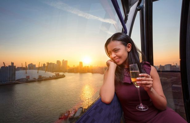 Champagne tasting skip-the-line experience at London Cable Car