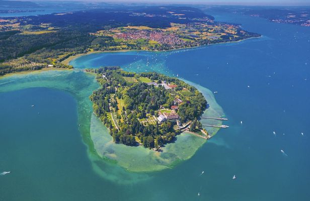 Daily ticket to Mainau Island, a genuine family utopia