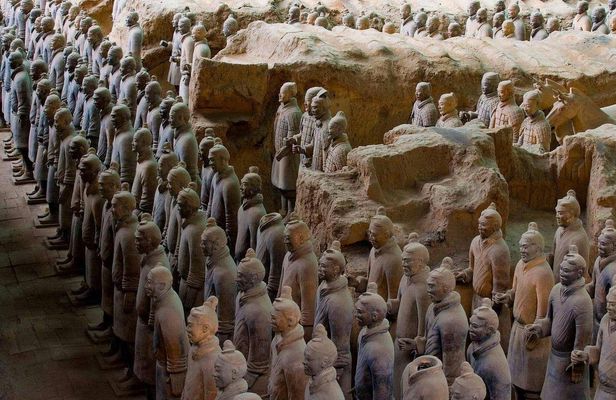 Xi'an afternoon adventure: Terracotta Army and Muslim Street dinner