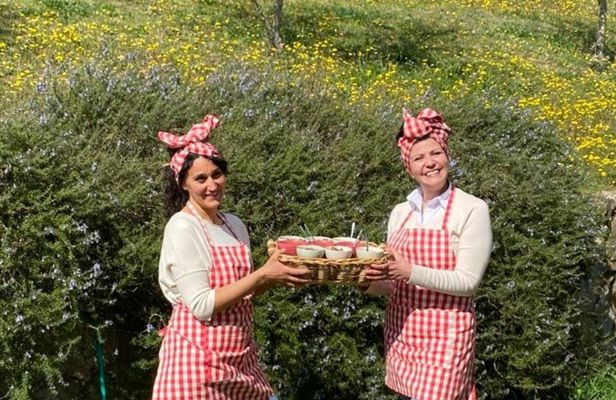 Homemade pasta class and lunch in the heart of Chianti