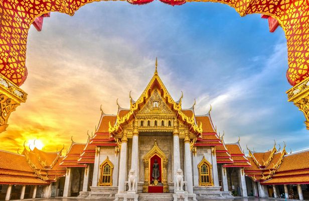 Bangkok temples full-day tour with Grand Palace entry
