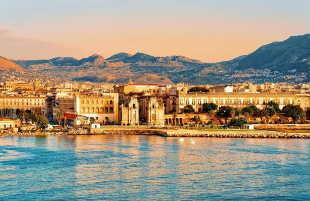 Palermo coast boat tour with drinks and fresh fruit on board