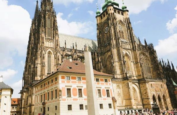 Prague castle tickets with audio guide