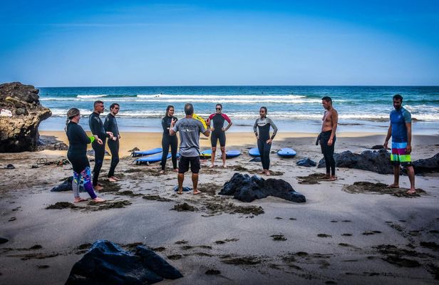 Surfing lessons in the south of Fuerteventura without transfers