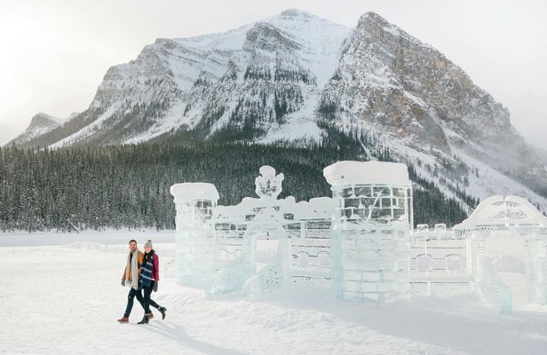 Lake Louise, Yoho National Park and Moraine Lake tour from Calgary
