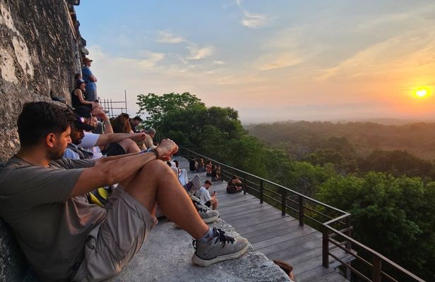 Private guided tour of the ancient Maya state of Tikal
