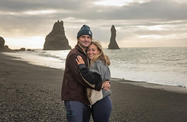 1-hour private photoshoot in Reykjavík