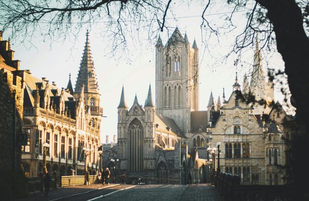 Ghent walking tour with optional boat trip and-or beer tasting