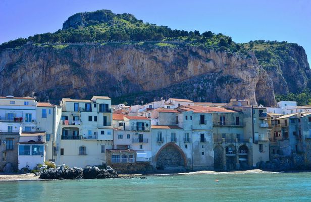 Cefalù and Monreale tour from Palermo with optional boat trip