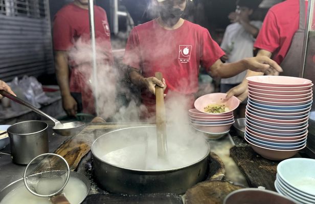 Bangkok Chinatown culinary tour with local guide
