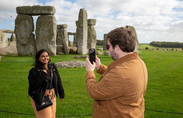 Stonehenge coach tour with optional fish and chips