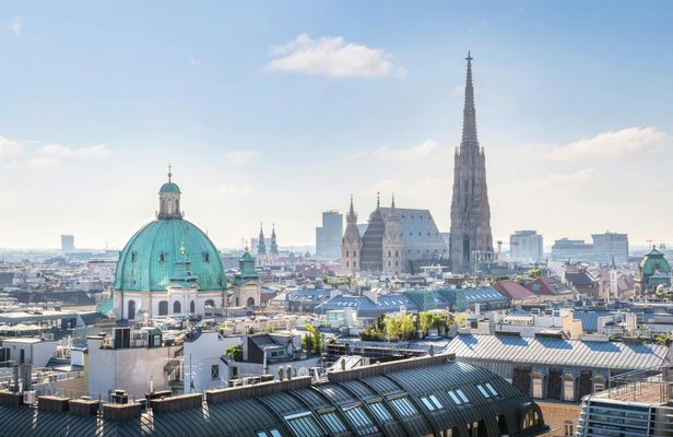 Vienna Premium Pass with 48-hour transport and an e-sim