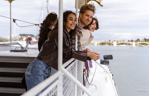 Budapest Danube sightseeing river cruise