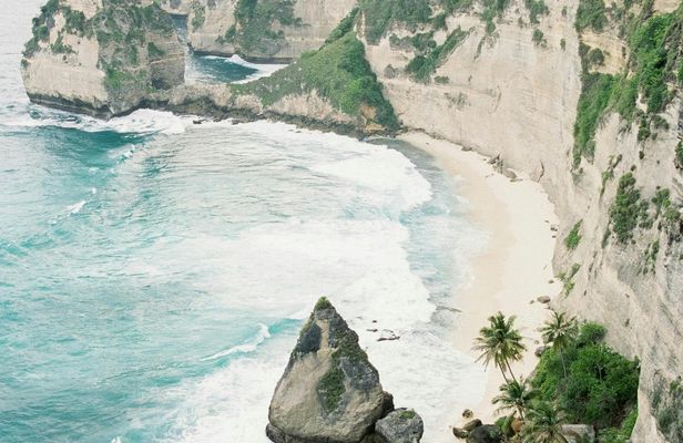 Nusa Penida full-day tour with lunch