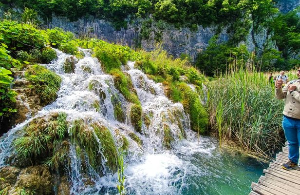 Plitvice Lakes National Park and Rastoke small-group tour from Zagrev