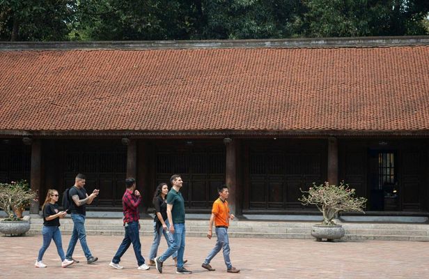 Half-day guided tour of Hanoi with lunch