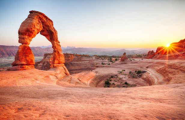 Self-guided audio walking tour of Arches Delicate Arch
