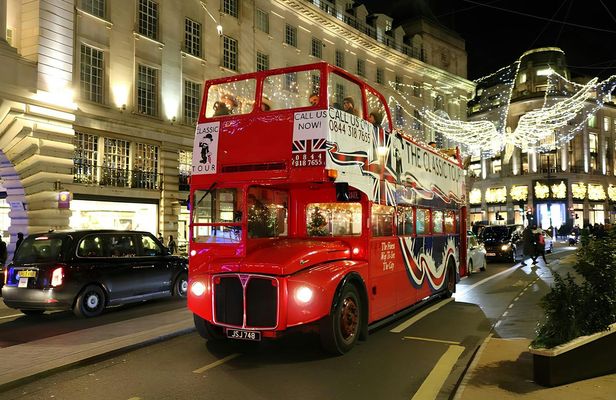 Christmas lights tour on a vintage bus in Edinburgh