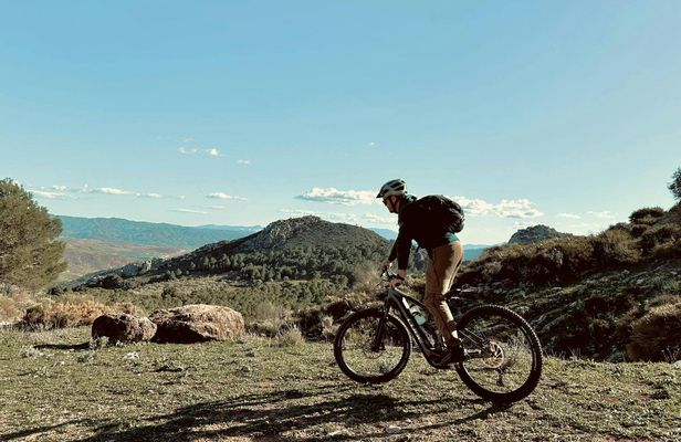 El Chorro and Desfiladero de los Gaitanes guided e-bike tour