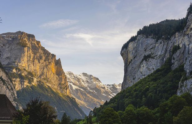 Bernese Oberland hidden gems full-day private tour from Zürich