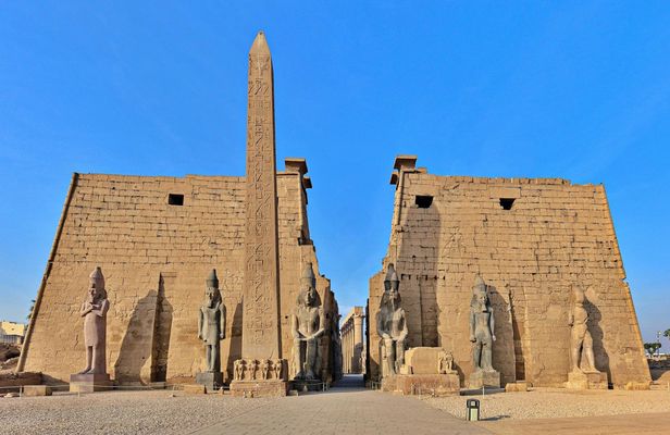 7-Day Tour of Luxor and Aswan Highlights aboard Steigenberger Minerva