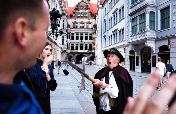 Dresden lantern light guided tour with the night watchman