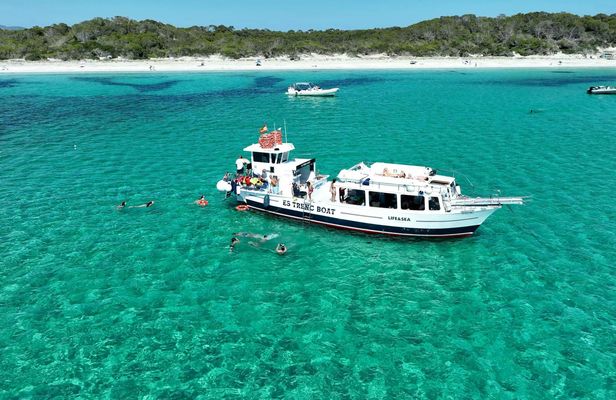 4-hour Es Trenc Boat Day trip in Mallorca