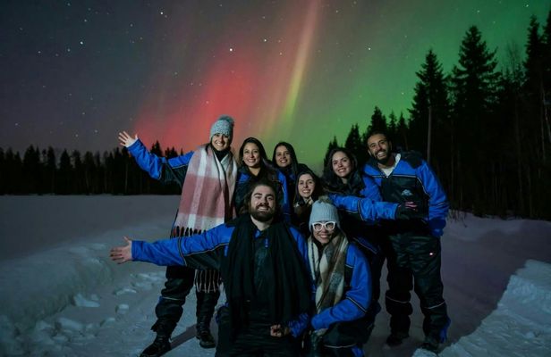 Santa Claus and Northern Lights experience with photographer