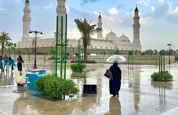 Ziarah guided tour from Madinah