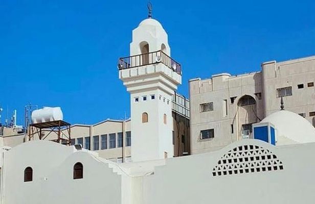 Madinah full-day guided tour with lunch