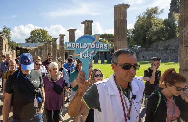 Pompeii and Mt. Vesuvius shared tour with optional lunch and tasting