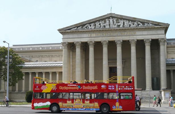 Budapest City Sightseeing hop-on hop-off bus tour