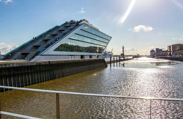 Hamburg best intro walking tour with a local guide