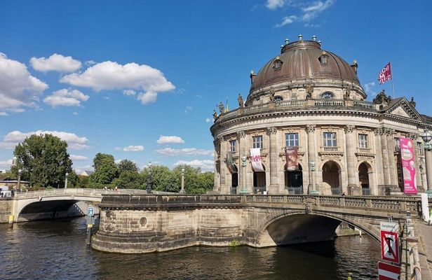 Berlin sightseeing audio tour with Bode Museum ticket
