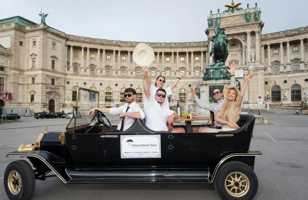 Private Vienna wine tasting tour in an electric vehicle