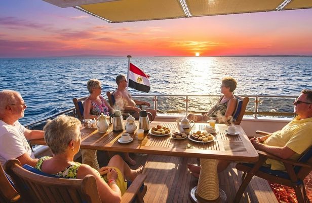 Sunset Cruise, Afternoon Tea and Sharm El Sheikh Old Town Guided Tour