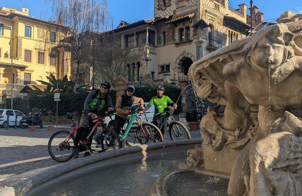 Villa Borghese, Villa Ada and Coppedè District E-bike Tour