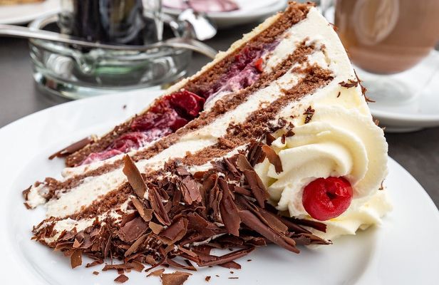 Freiburg guided food tour with local specialties tasting