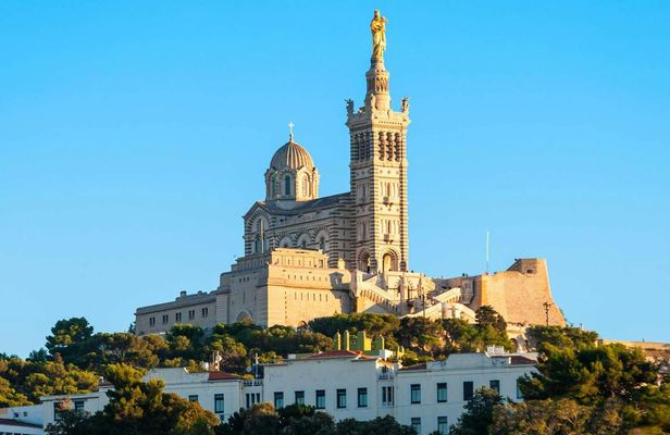 Marseille 2-hour introductory walking tour with a local