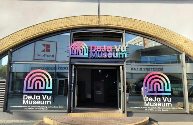 Berlin DeJa Vu Museum ticket and city walk audio tour