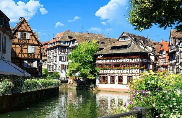 Strasbourg 2-hour introductory walking tour with a local