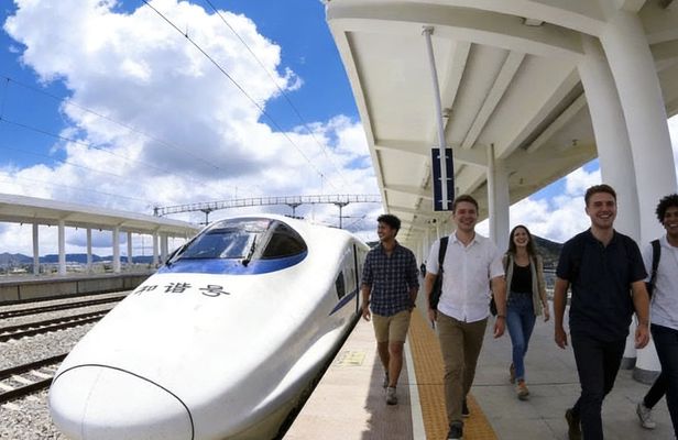 Dali cultural highlights tour by high-speed train from Kunming