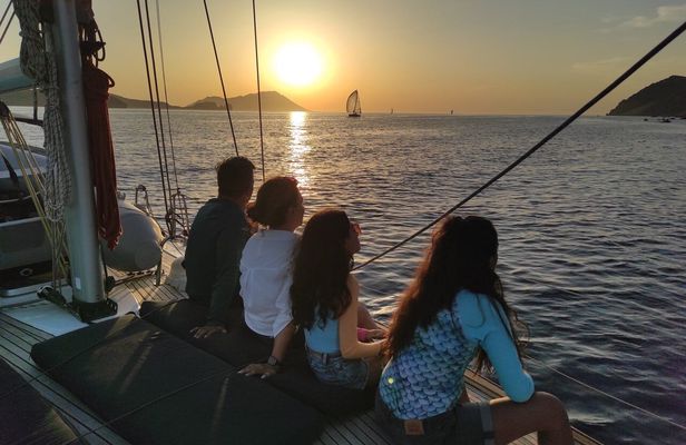 Two-hour private sunset cruise in Milos
