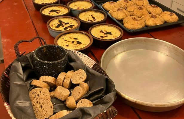 Small cooking class group in Tirana