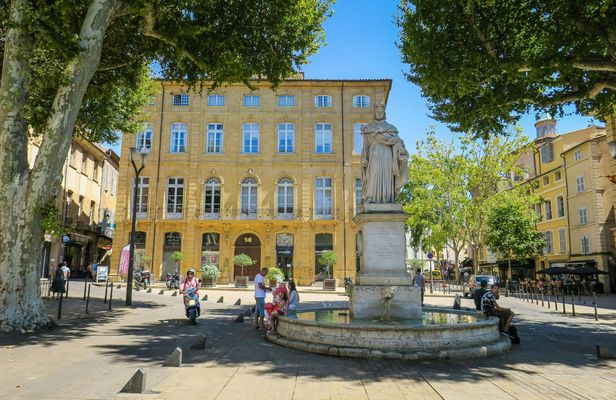 Discover Aix-en-Provence in 90 minutes with a local