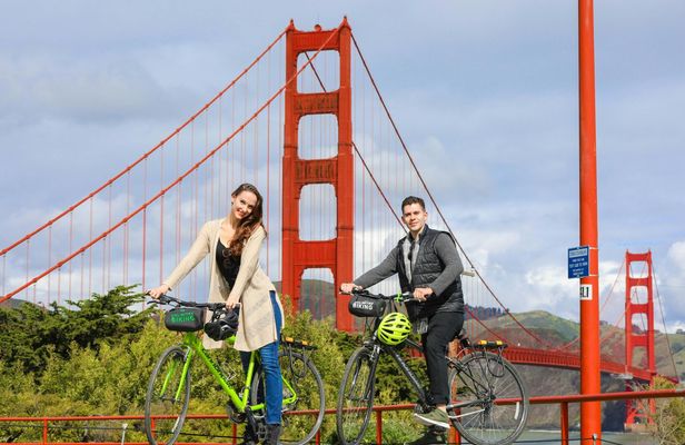 Golden Gate Bridge Bike Rentals with Sausalito Ferry Ticket